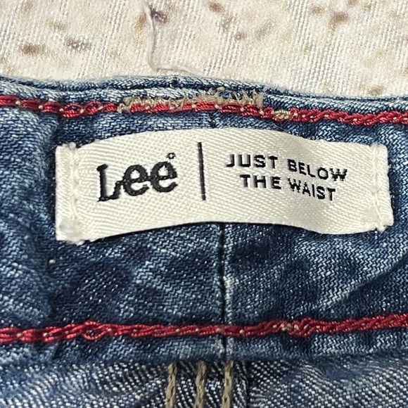 Lee Blue Denim Womens Shorts Just Below The Waist Summer Beach - Picture 3 of 5